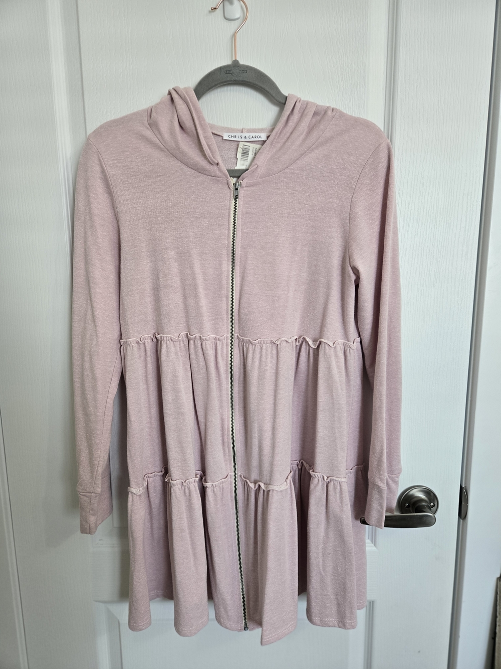 ⭐️Chris & Carol Light Pink Tiered Zip Up⭐️